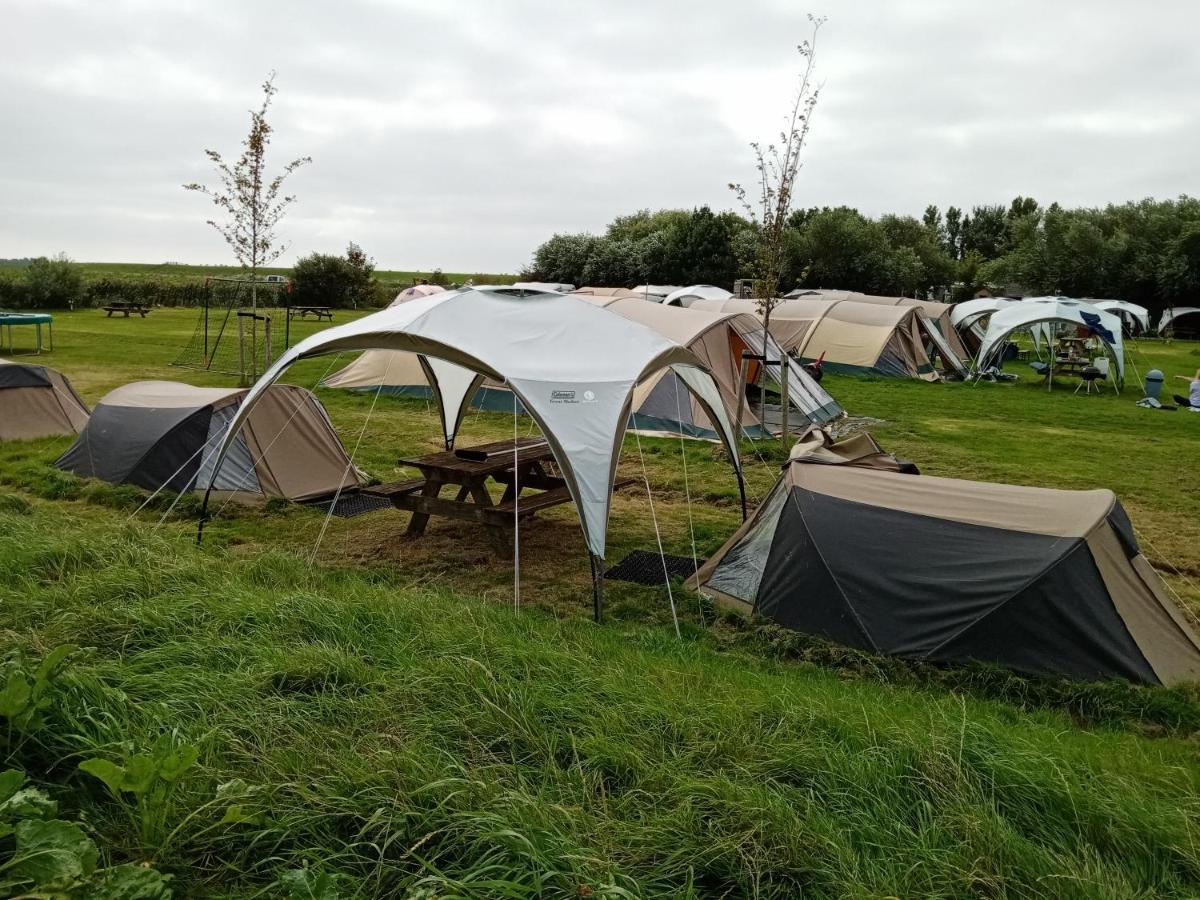 Basic 2P Tent Sotterum Hotel Kornwerd Exterior foto